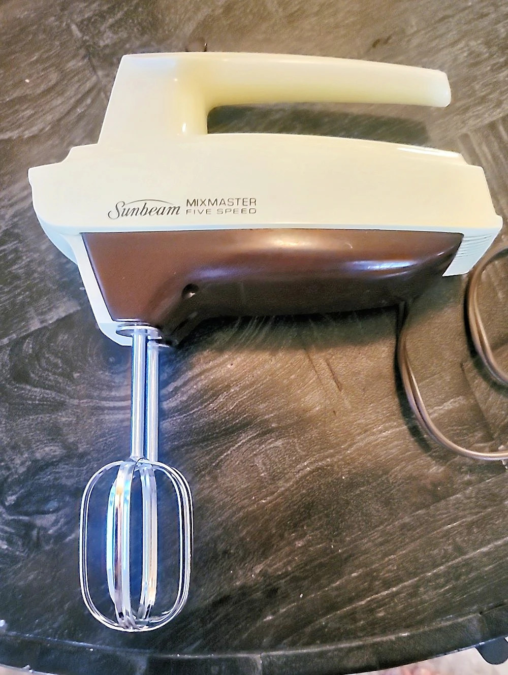 Vintage Sunbeam Mixmaster Five Speed Hand Mixer White & Brown. No Box